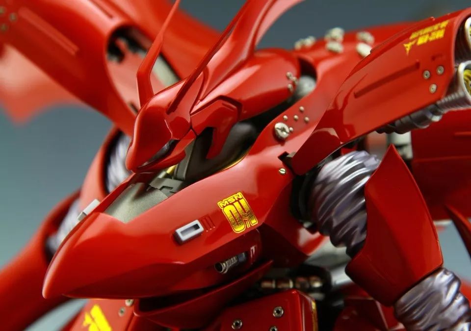 [小t高达秀]夏亚最后爱机—异类红色闪光夜莺!