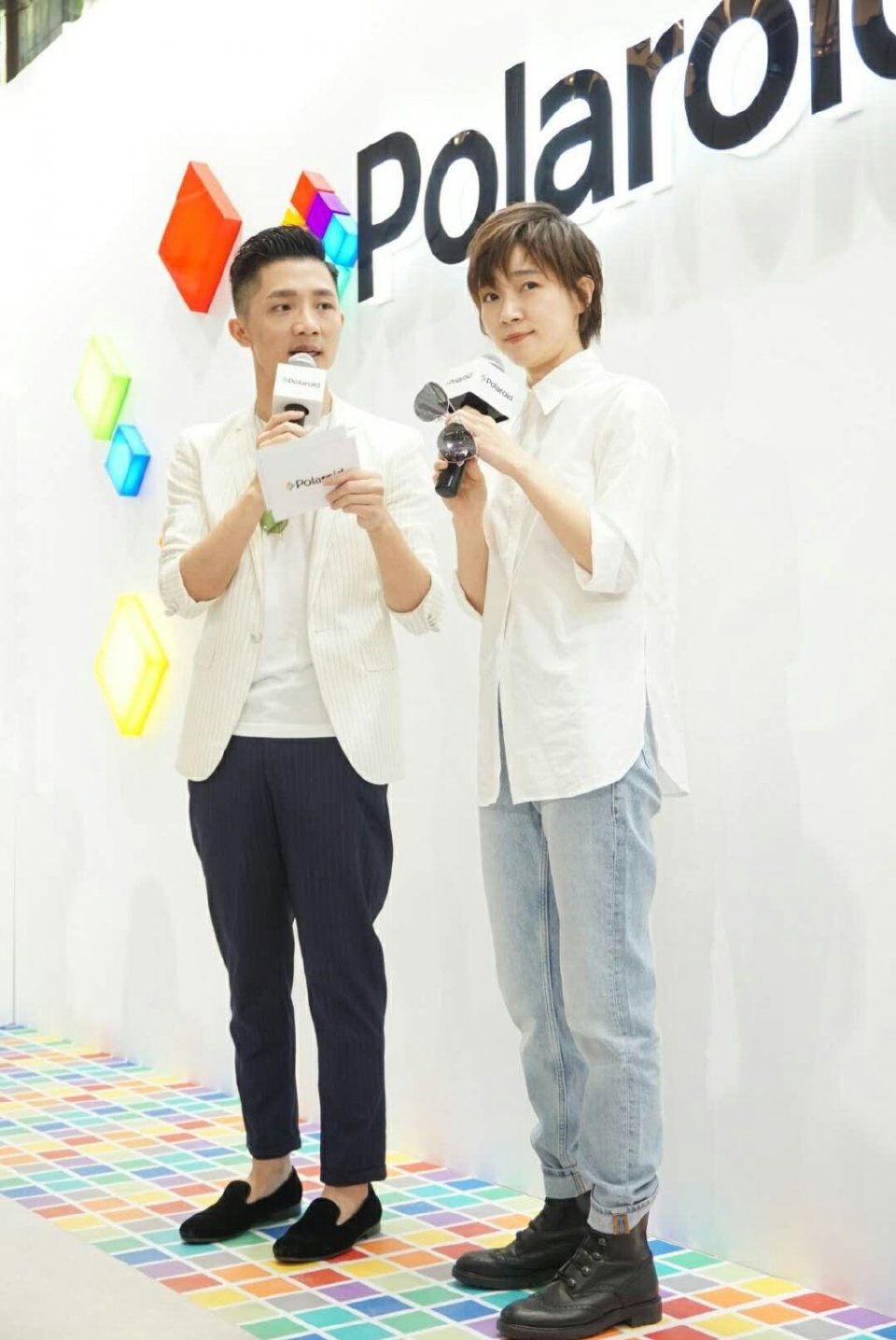 长发变短发依旧是女神,敢于公布恋情男友是导演,31岁气质十足!_焦俊艳