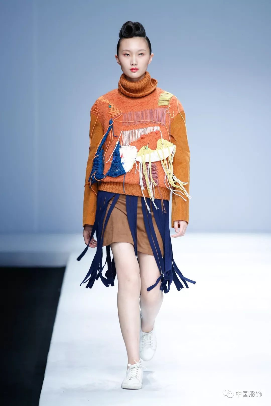 工程技术大学中法埃菲时装设计师学院优秀作品演绎"梦想成真"_服装