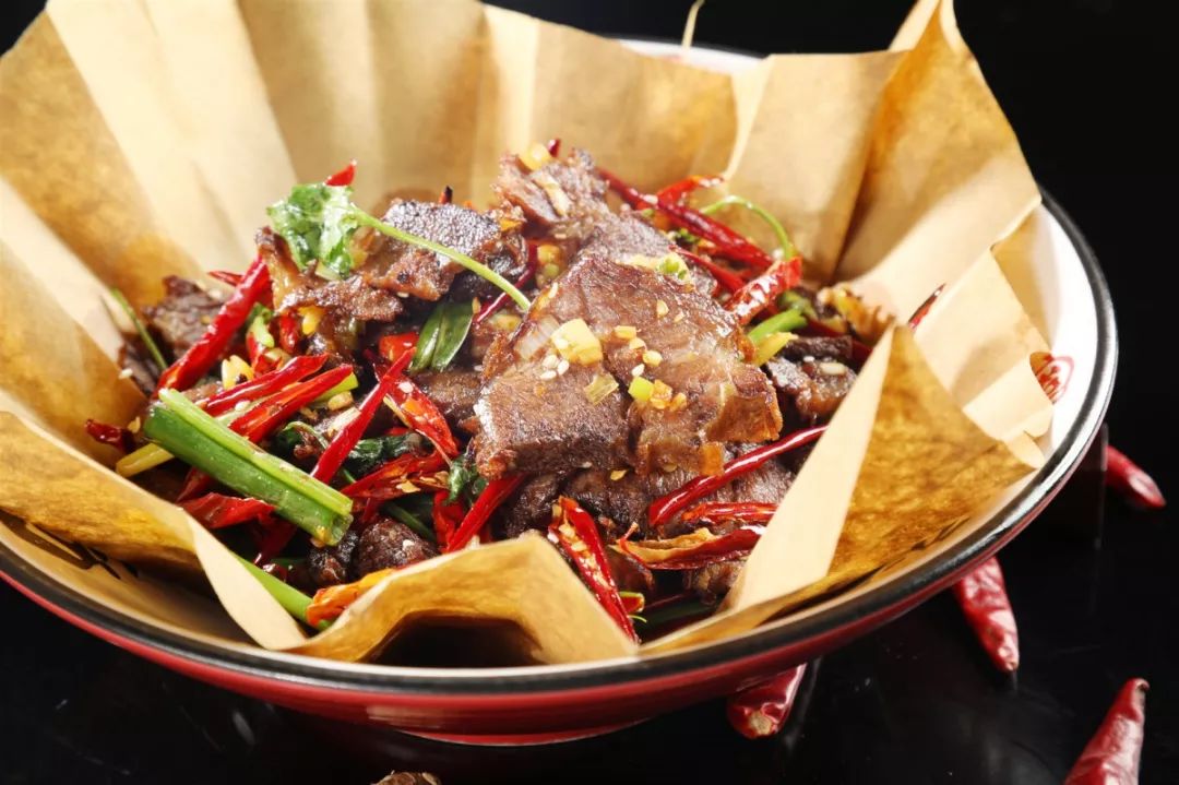 纸包三椰牛肉潮州卤水拼盘果木烧鹅皇芦笋白果炒牛柳核桃炒脆瓜海白