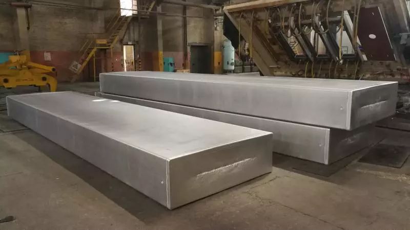 基层动态铸造厂成功试制5005a扁锭新产品