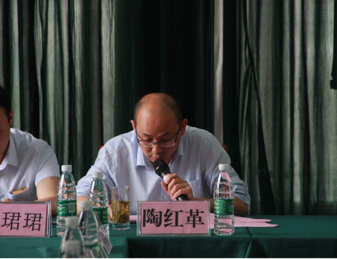 副秘书长程琤琤以及申请入会单位的豫东(沈丘)农产品批发电商物流园