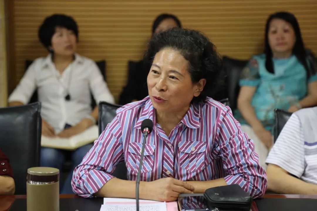 党委范海星书记主持会议范海星书记高度评价了朱校长