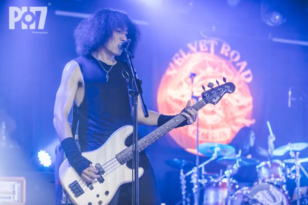 525元老回归丝绒公路乐队2019回到原点全国巡演西安站