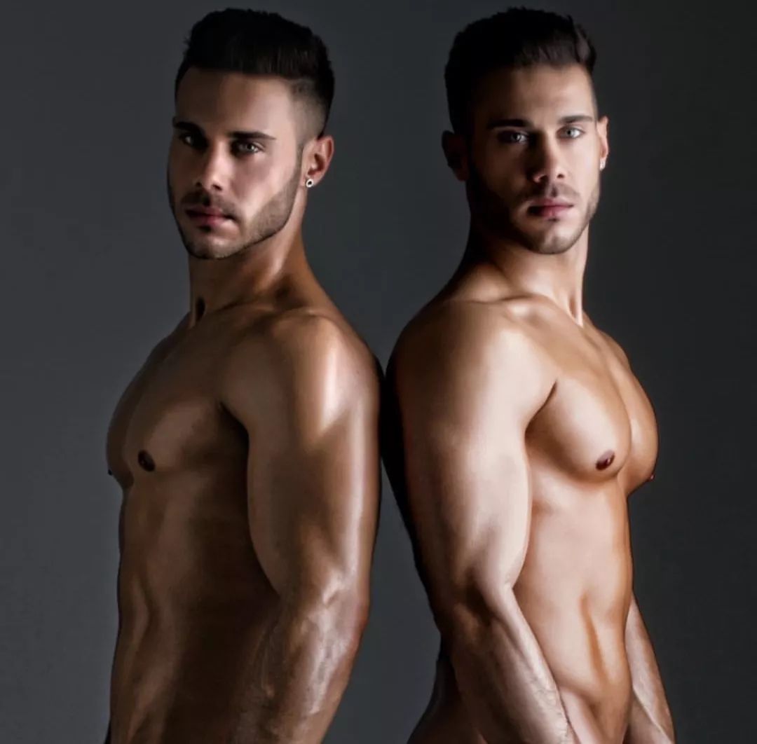 7f629e0d589a4d1f94a87a2a36ebb764 - 马德里海尔兄弟 Perez twins 最性感的双胞胎GoGoBoy