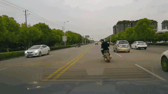电动车鬼探头作死能不带上车主吗