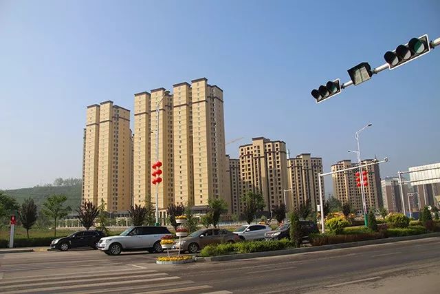 观城市繁华看创新发展看黄陵新区如何陶醉百家媒体大咖