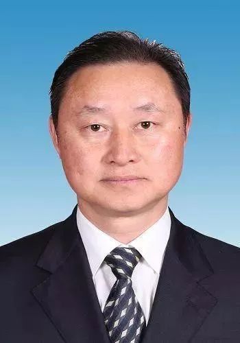 昨夜今晨云南46名干部职务调整多为副厅级