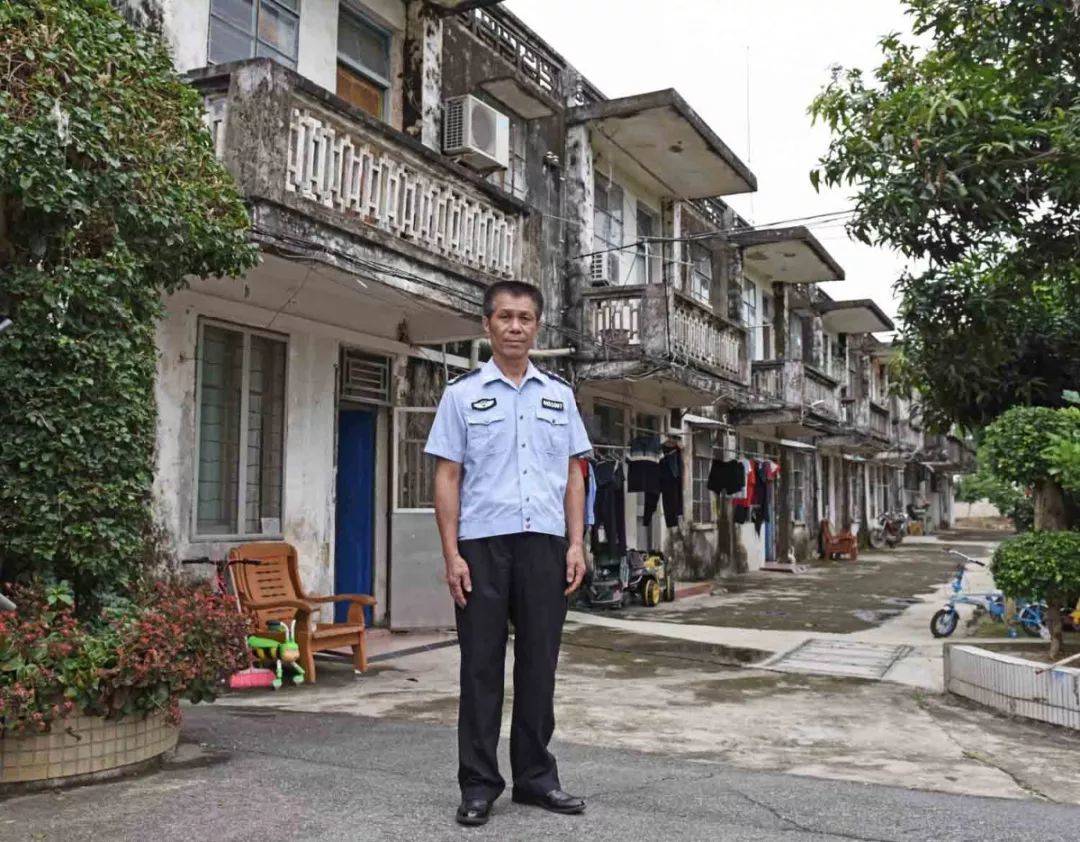 茂名监狱警察讲述鲜为人知的狱警人生