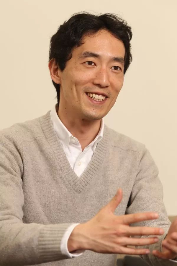 不过,这部影片的最大卖点则是原著小说       森见登美彦.