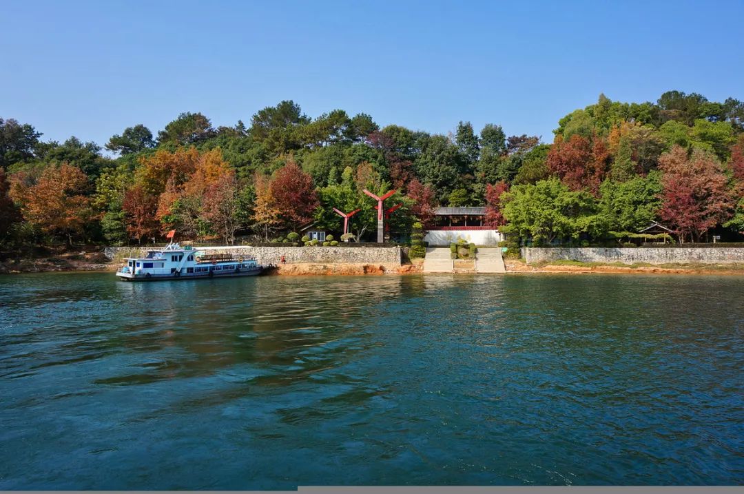 399/人 | 6月1日 ~ 河源万绿湖游船上三岛,大桂山,泰国人妖,客家