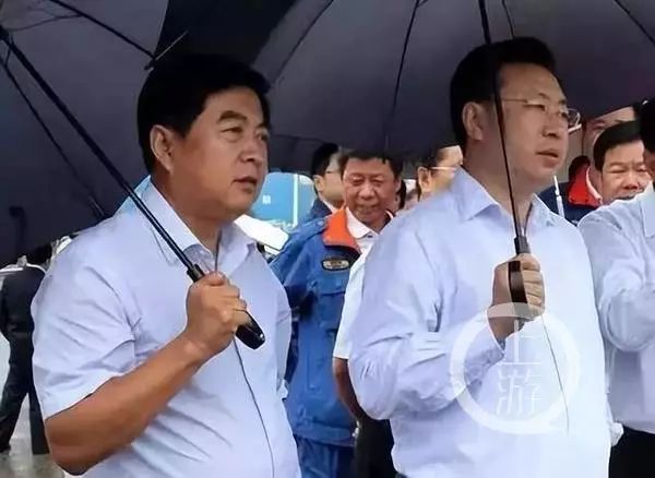 陕西佳县原县委书记辛耀峰攀附胡志强曾耗资695万买官被骗