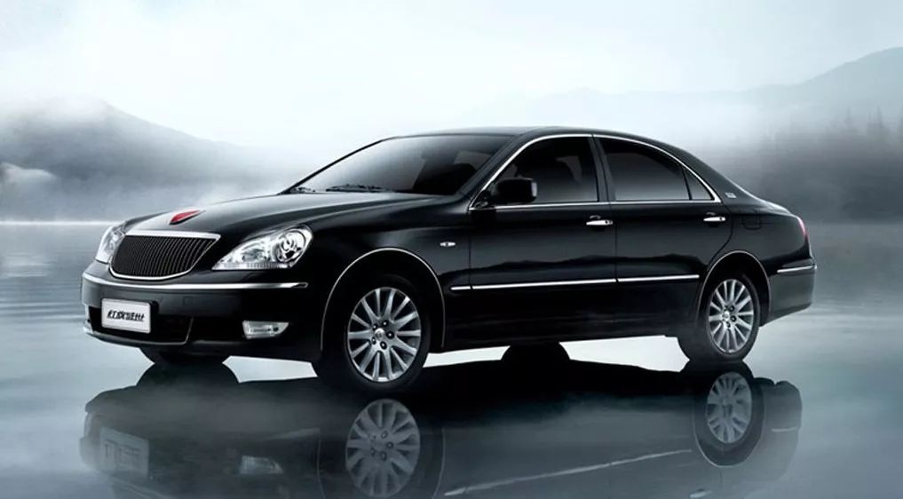 红旗盛世hq3002最关键的一点来了,这车现在的二手车行情十分合理.