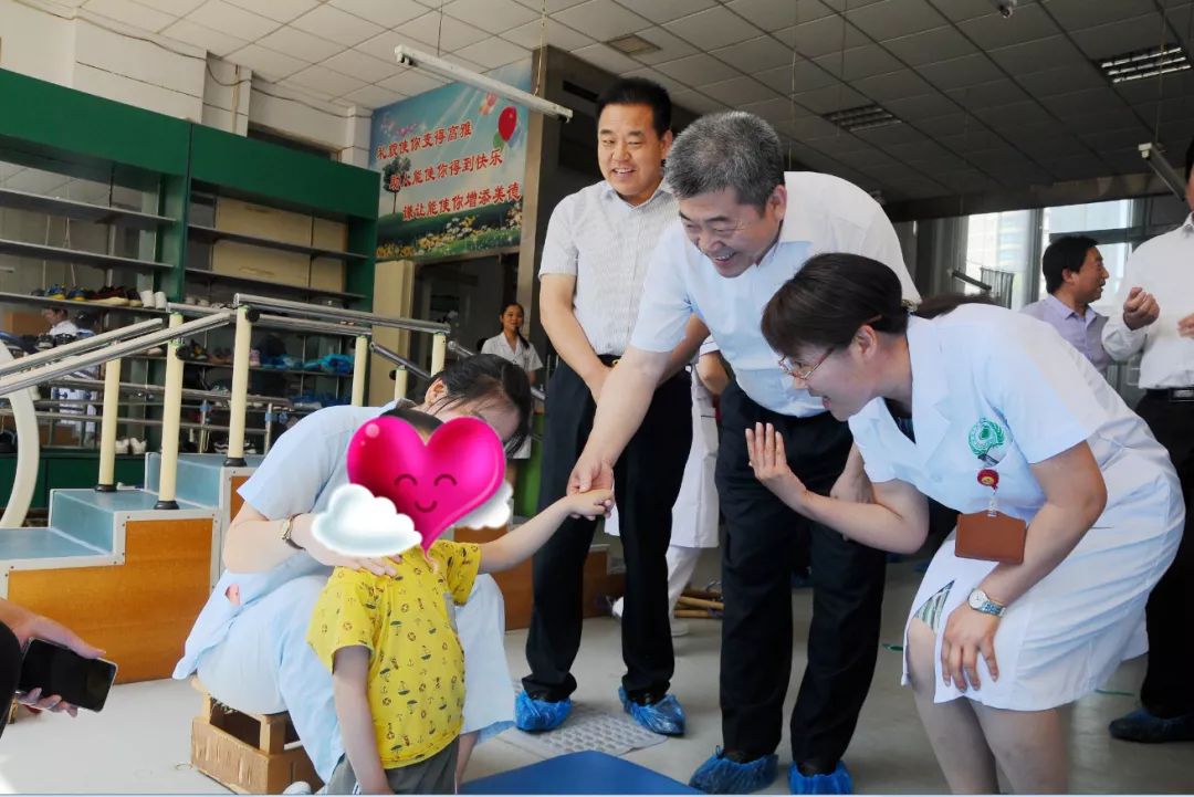 领导视察|副市长王可杰视察淄博市妇幼保健院残疾儿童康复工作