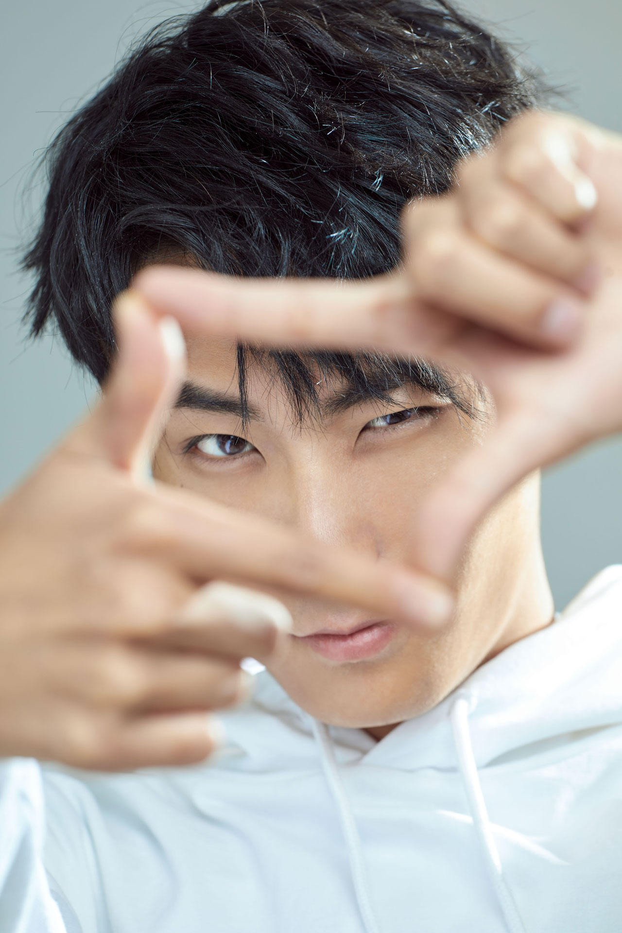 冷面小生李承霖抖搞笑包袱网友这是什么宝藏男孩