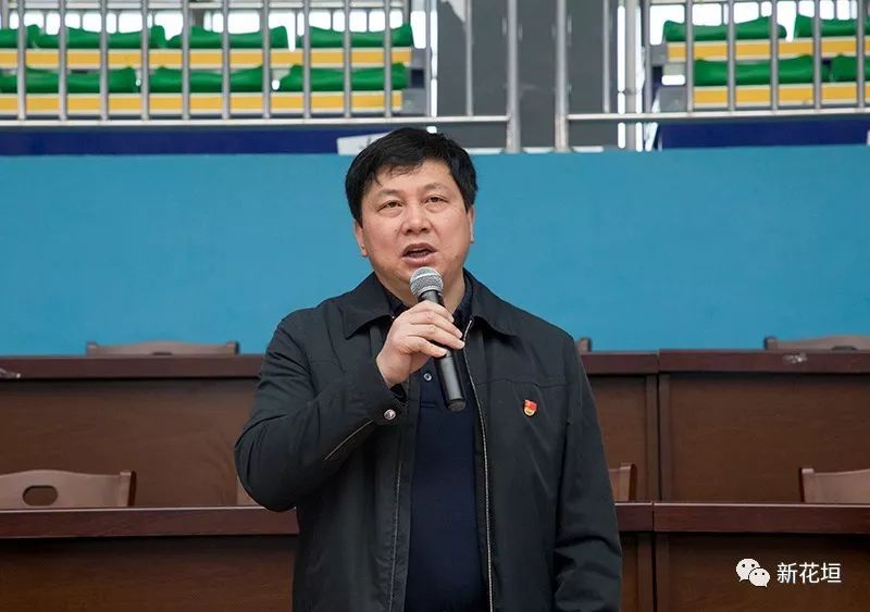 2019年花垣县职工气排球大赛开打