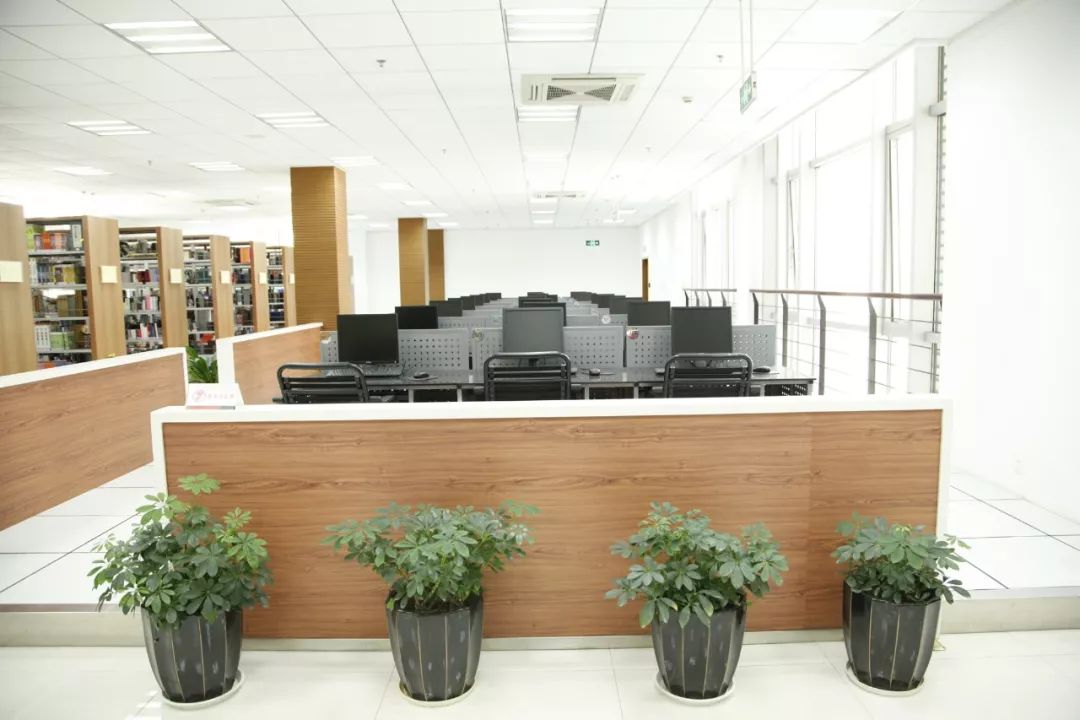 第996期学霸们注意啦台州图书馆又开辟新自习区了