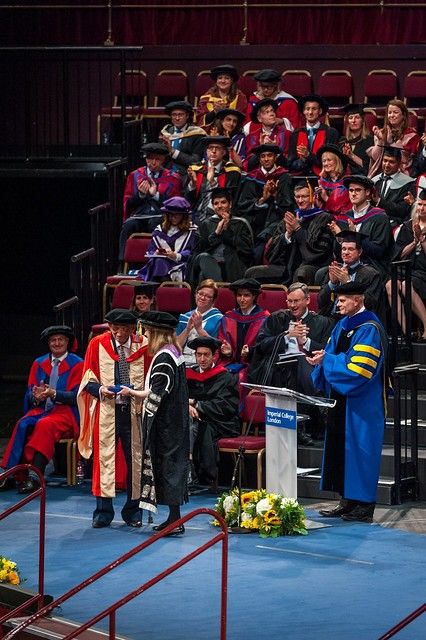 围观2019伦敦帝国理工毕业典礼现场宛如奥斯卡颁奖典礼