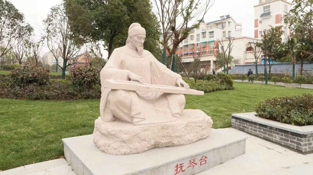 速度围观和县七位诗人吟咏陋室