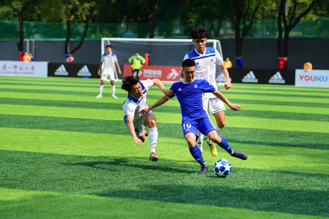 武汉体育学院足球图片