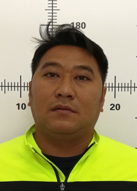 犯罪嫌疑人邱永昆,绰号:老邱,男,汉族,41岁,云南省景洪市人.