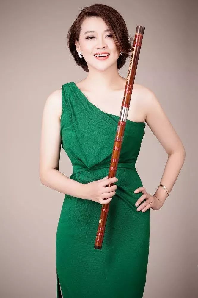 竹笛女神即将惊艳大美海安_唐俊乔