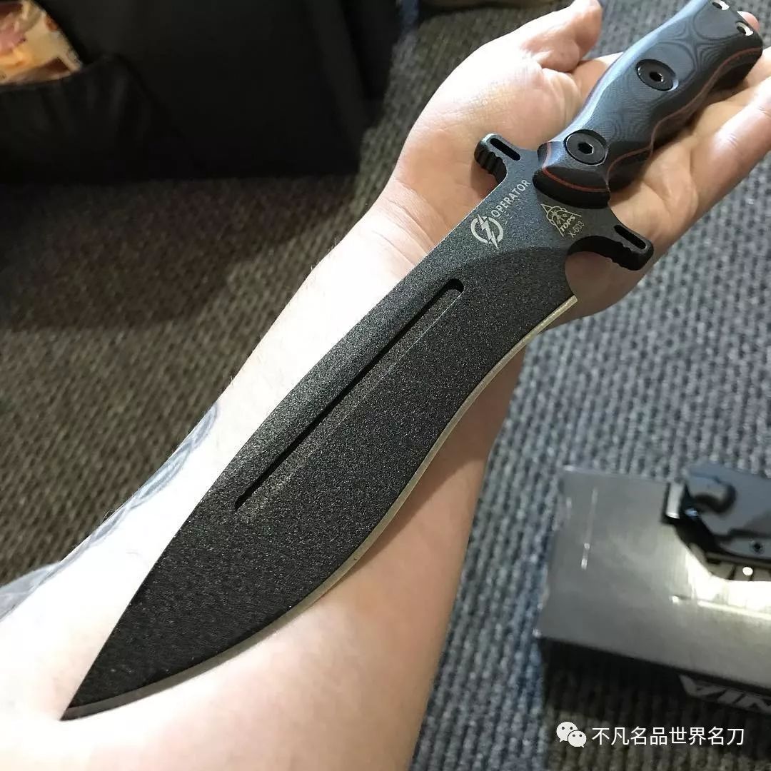 tops美国尖端战术刀每天不一样的美图三