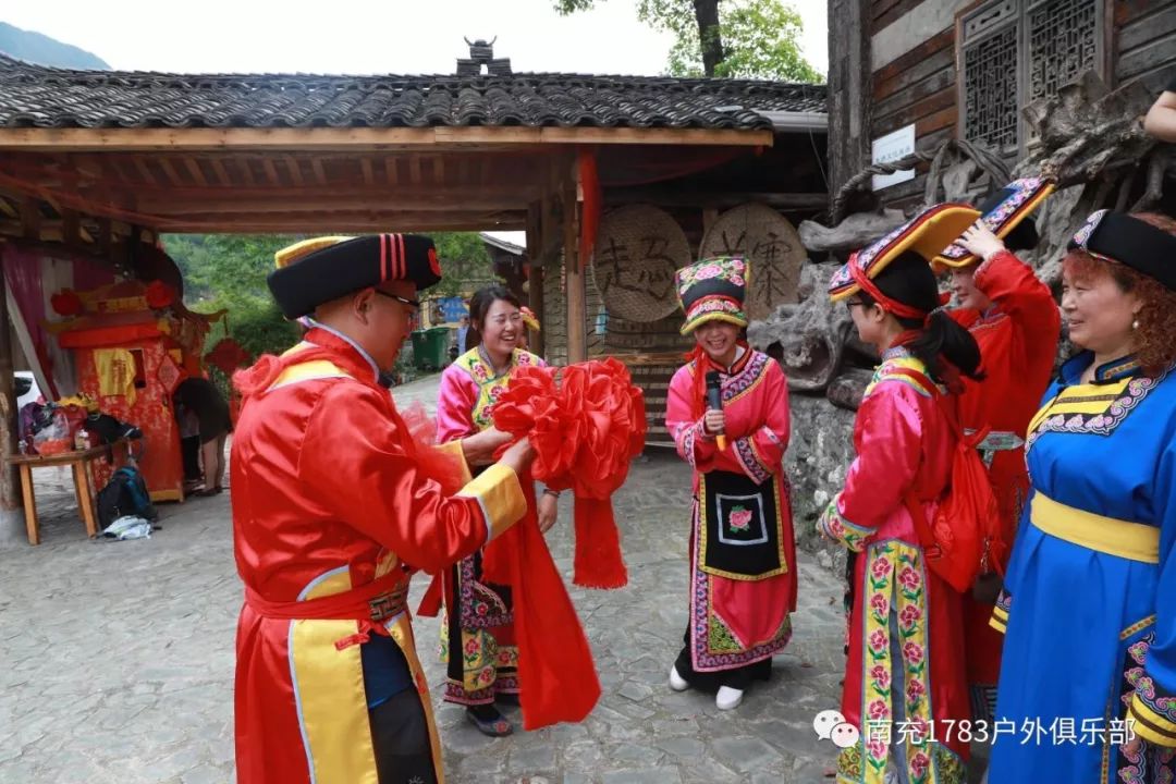 四川绵阳嫁女儿风俗图片