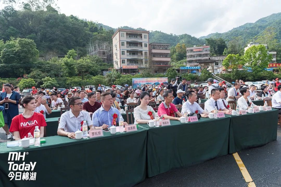 启动仪式由刘丽彬副县长主持,京明温泉度假村总经理陆展鹏,京溪园镇