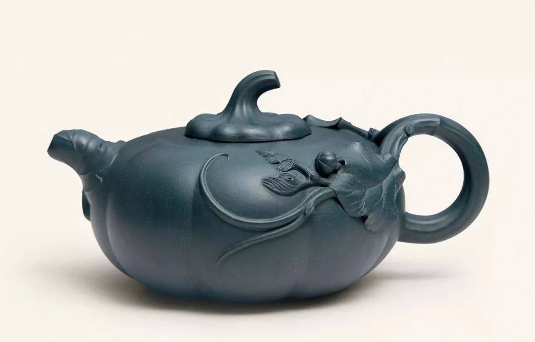 1681 姚志泉 小南瓜壶1682 郑长峰 宝葫芦壶1683 袁野 黑紫砂石瓢壶