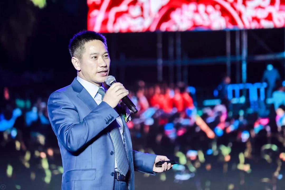 前绿城房产执行总经理,现蓝城彬华平台副董事长郭晓明,给来宾们分享了