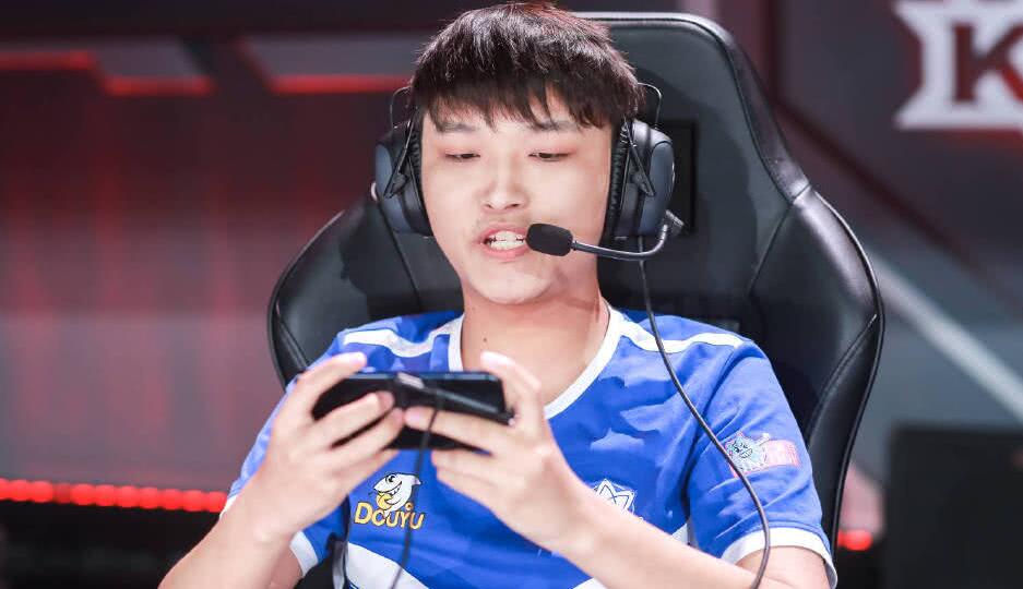 宿命对决!猫神率estar复仇老东家 此前胜率仅为30%