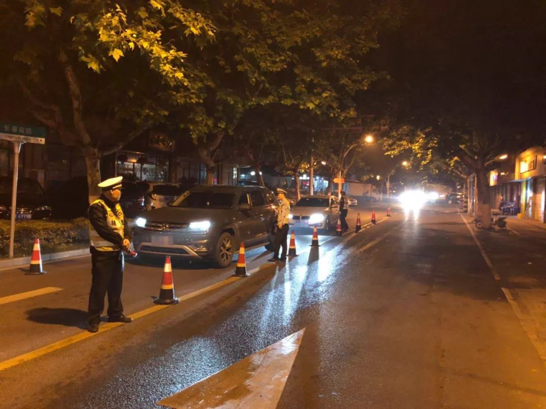 昨晚太仓交警全城出击32人涉酒驾驶被查