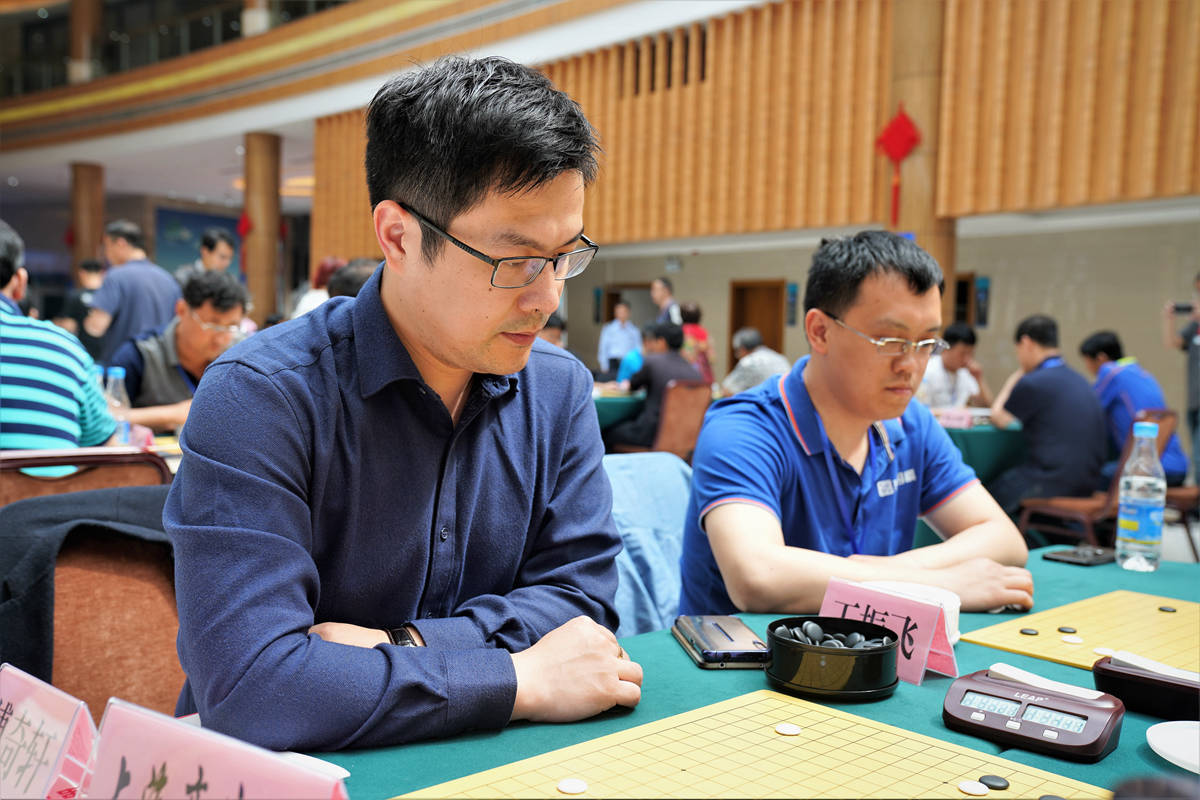 弈客ceo傅奇轩在比赛中我看了一下参加活动的嘉宾