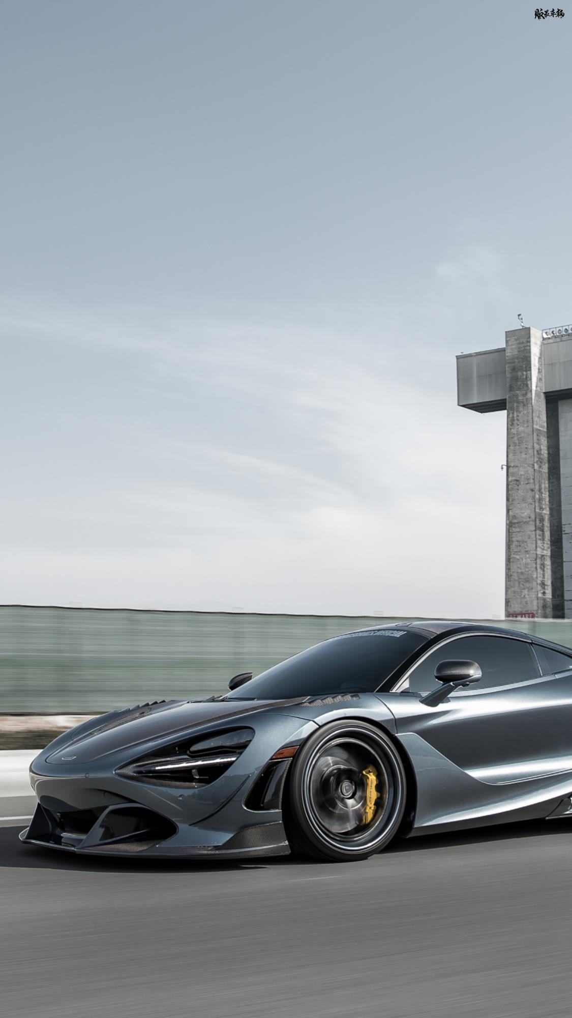 灵魂超跑迈凯伦720s