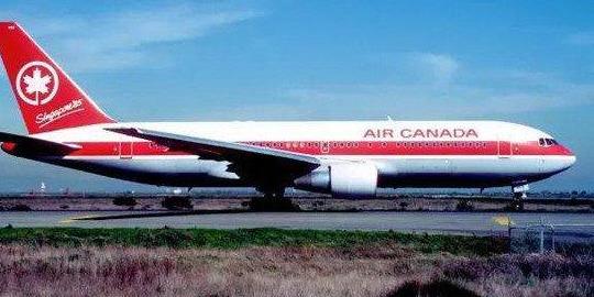 然而,在上世纪80年代,加拿大航空公司的一个航班,就曾经在万米高空