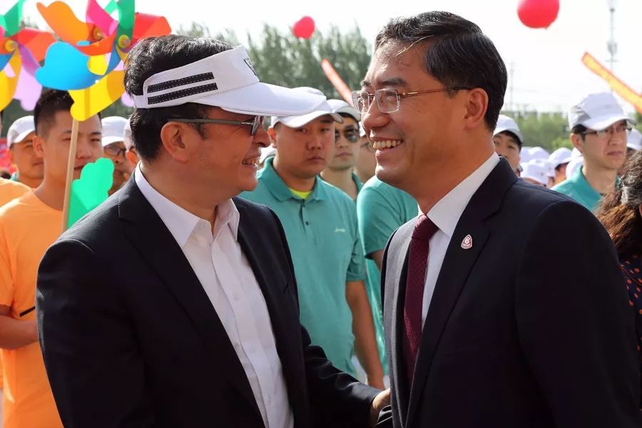 赛出省医风采 比出省医风范 我院医护人员代表队出