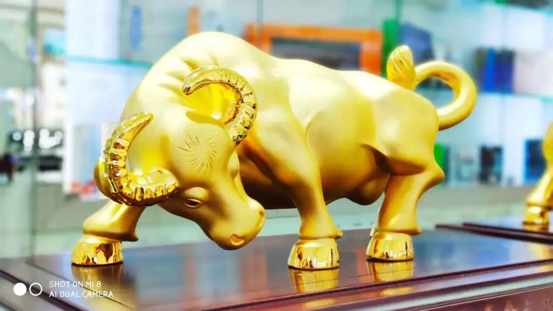 如东这些企业有你认识的吗第二届如东企业金牛奖他们搬走了37只纯金