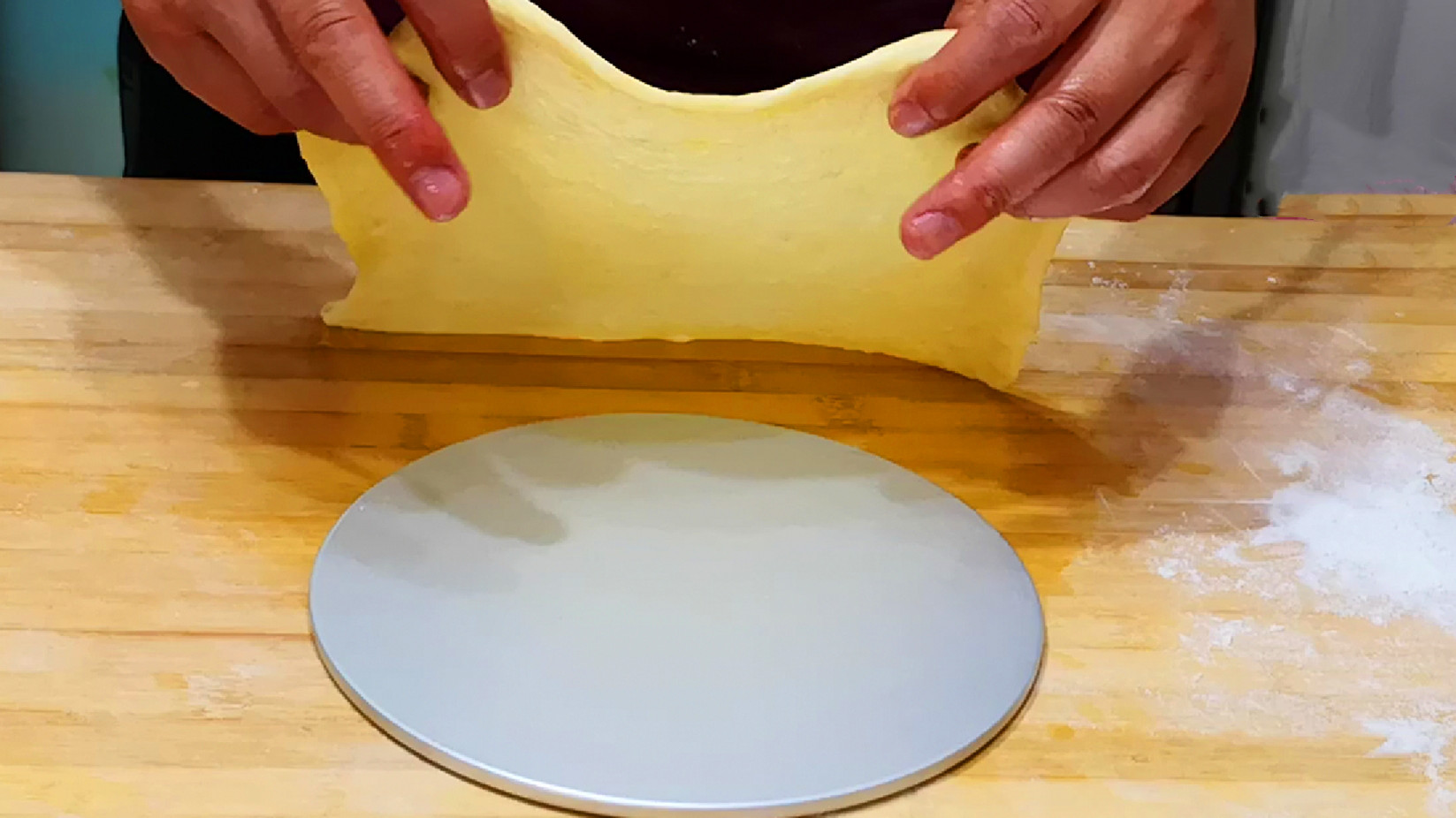 做面包不要用烤箱烤了教你最简单做法不用黄油松软还拉丝