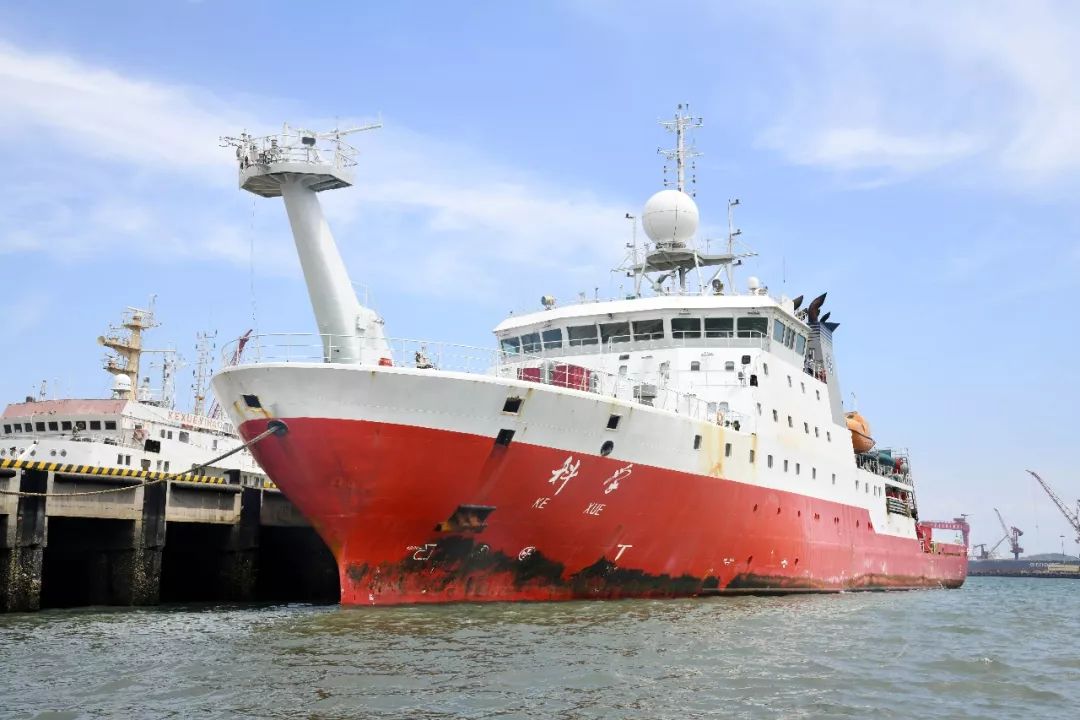 【新闻速读】长征三号丙运载火箭在西昌卫星发射中心成功发射我国北斗