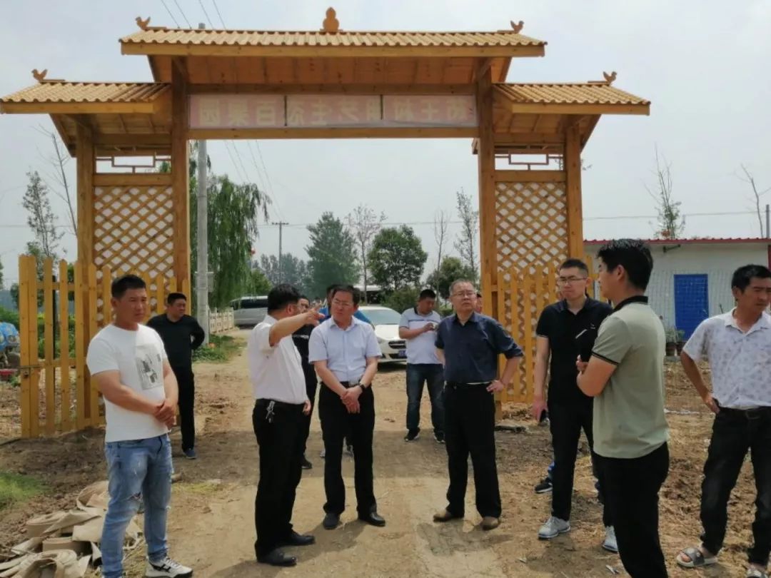 考察找差距学习促提升小孟镇组织党员干部外出考察学习村集体经济发展