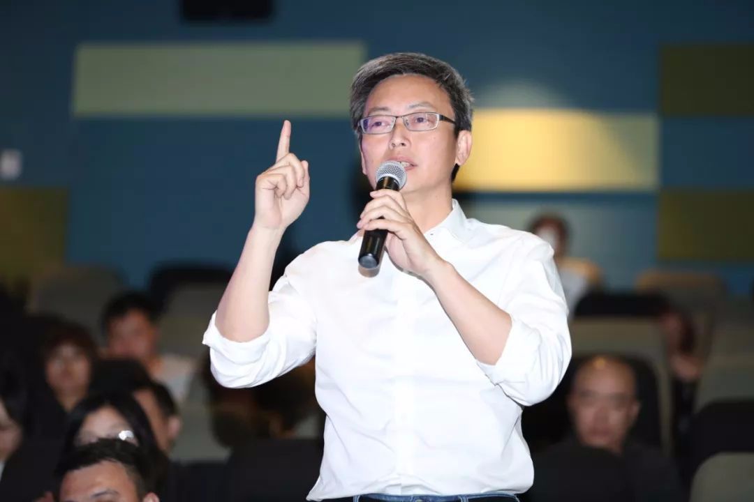 上海市电影局局长胡劲军,中共上海市委宣传部电影处处长彭奇志,长