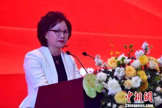 厦门永同昌集团有限公司总经理陈爱钦以《感恩时代造就了我》为题