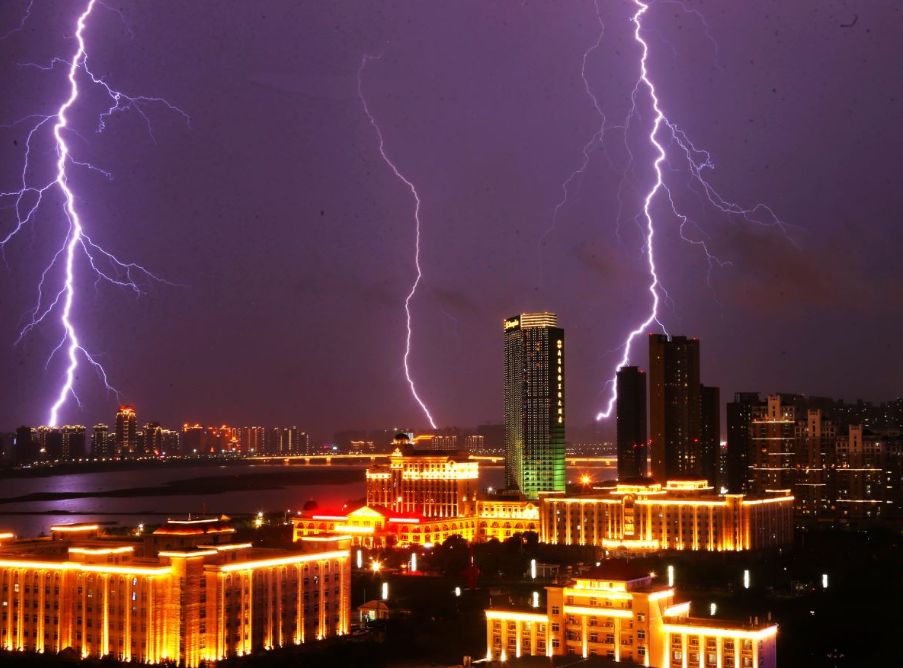 中到大雨暴雨大風預警江西大範圍降雨來臨請注意