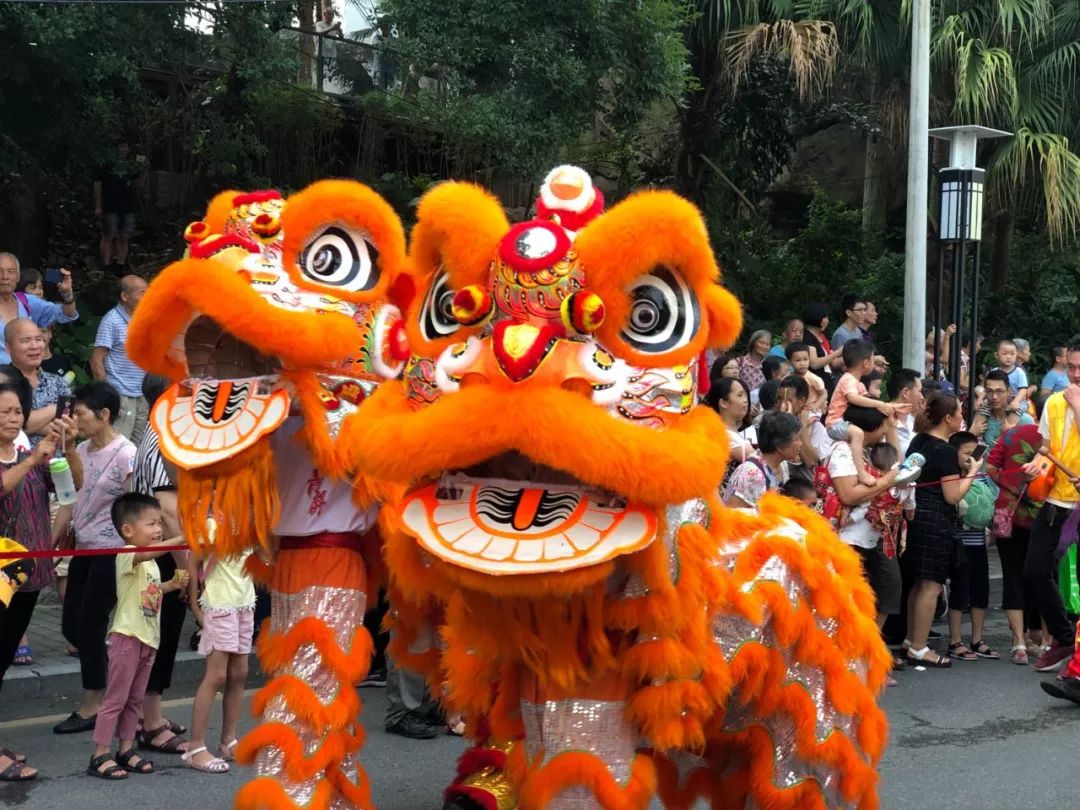 现场直播600年历史的大仙诞3天庙会活动万人围观场面墟冚含街坊爆笑