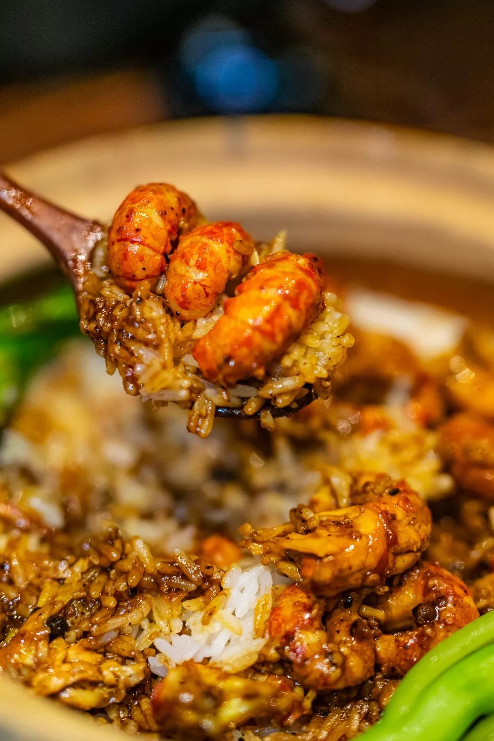 令人一口就高潮的小龙虾煲仔饭来了!懒癌患者的福音!