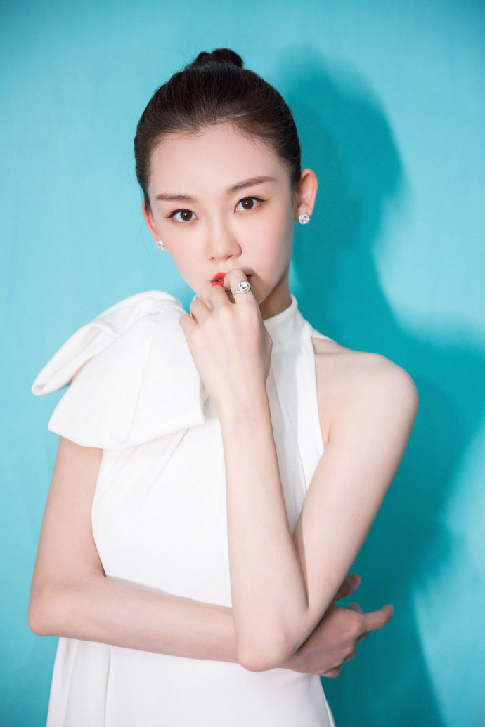 冯小刚选演员都像老婆徐帆?_苗苗