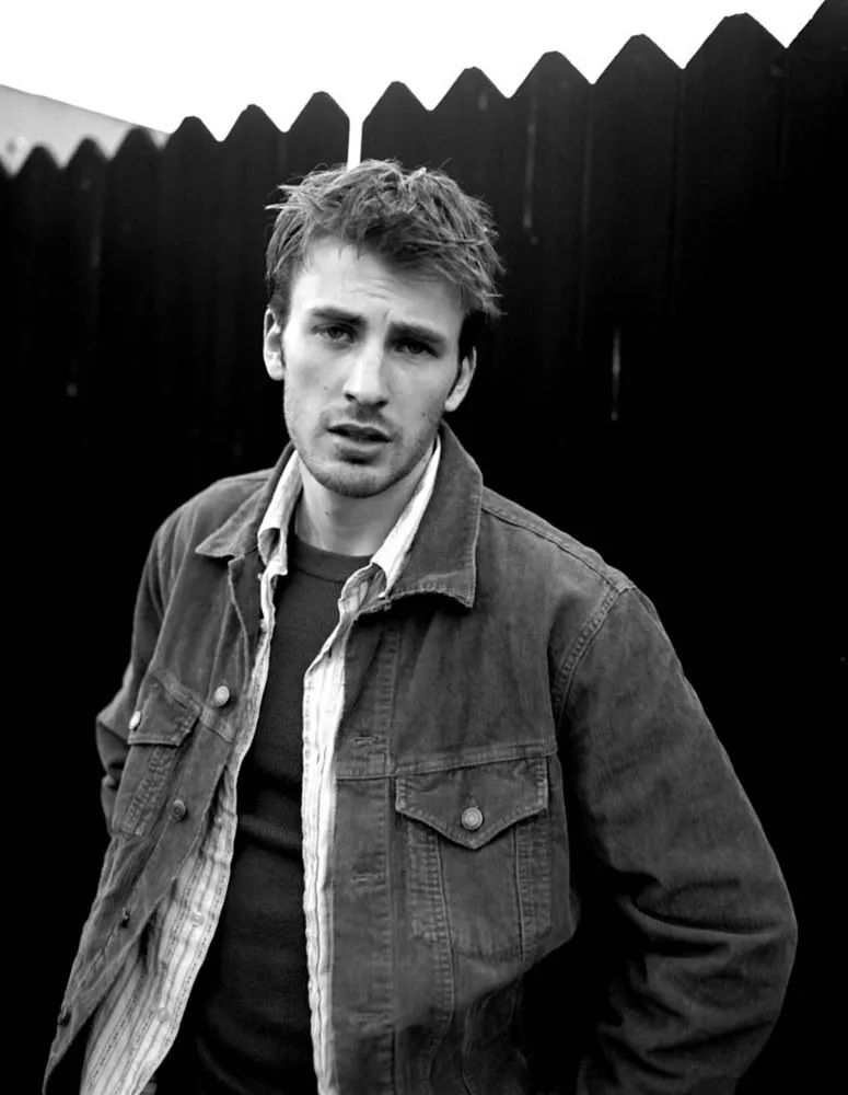 美国队长chrisevans的十年成为美国翘臀前他还曾是