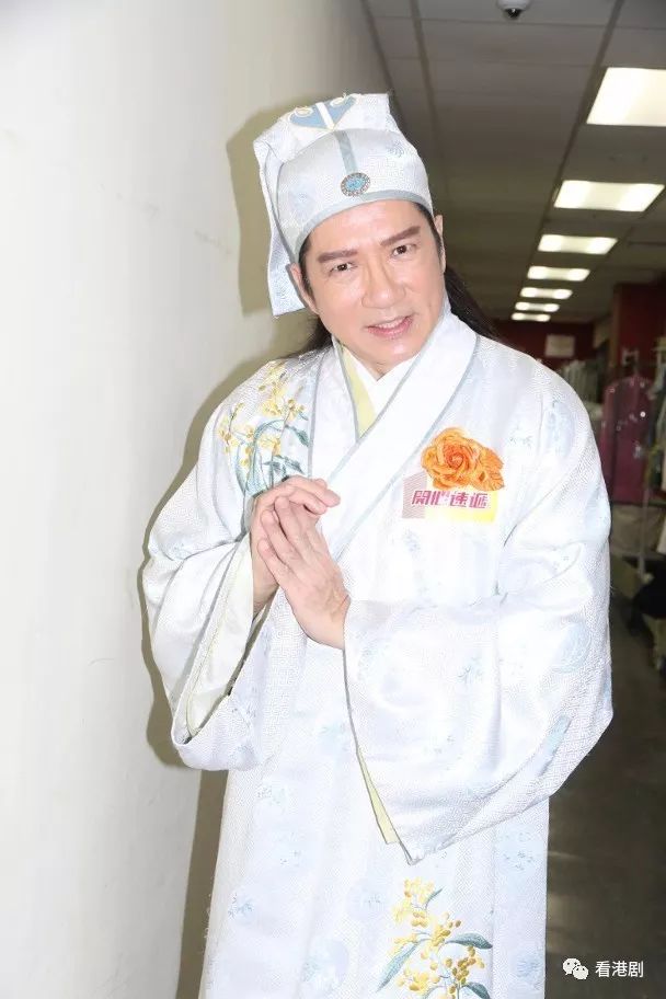 见杏儿囝囝流晒口水 单立文后悔冇整番个