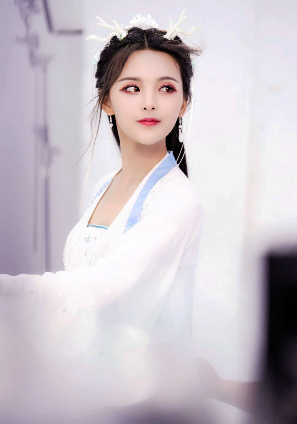 杨超越代言大话西游小龙女造型清新脱俗美出新高度